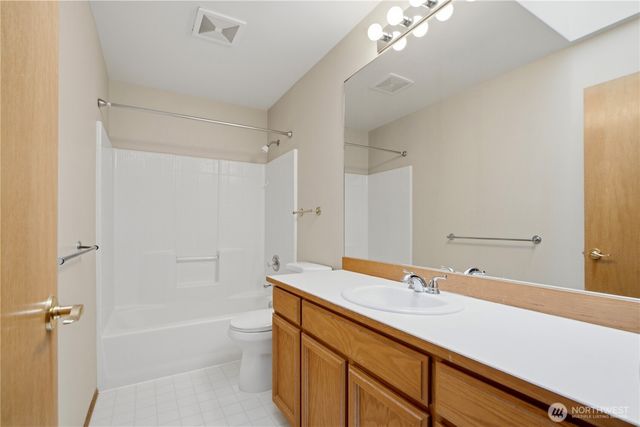 23151 NE 15th Court, Sammamish, WA 98074