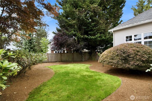 23151 NE 15th Court, Sammamish, WA 98074