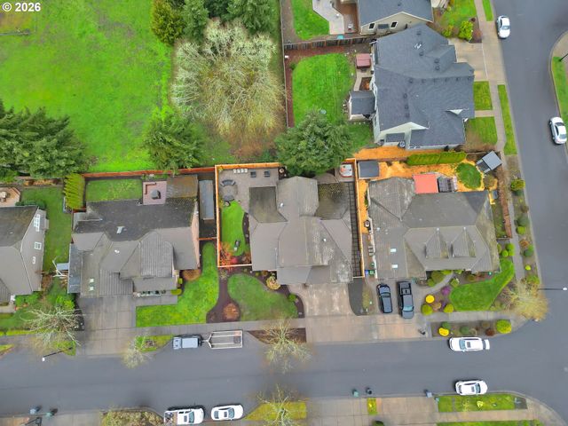 2183 ASHBURY Dr, Eugene, OR 97408