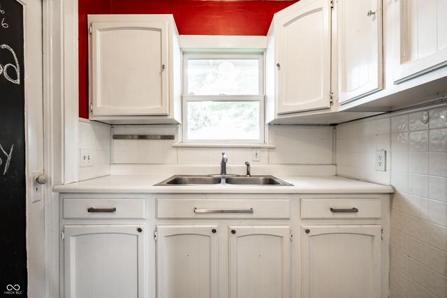 1240 N Euclid Avenue, Indianapolis, IN 46201