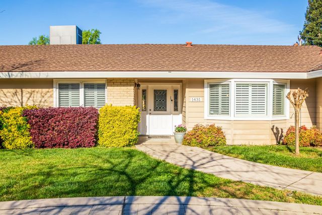 1431 Mcclaren Dr, Carmichael, CA 95608