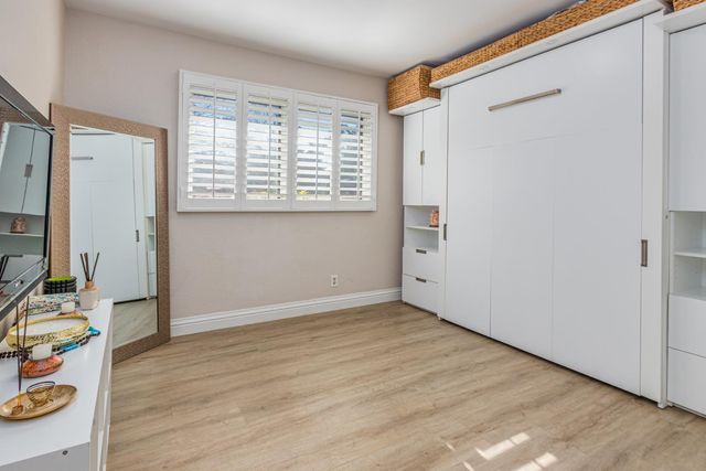 1431 Mcclaren Dr, Carmichael, CA 95608