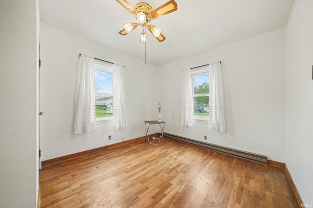 16400 Elmwood Avenue, Mishawaka, IN 46544