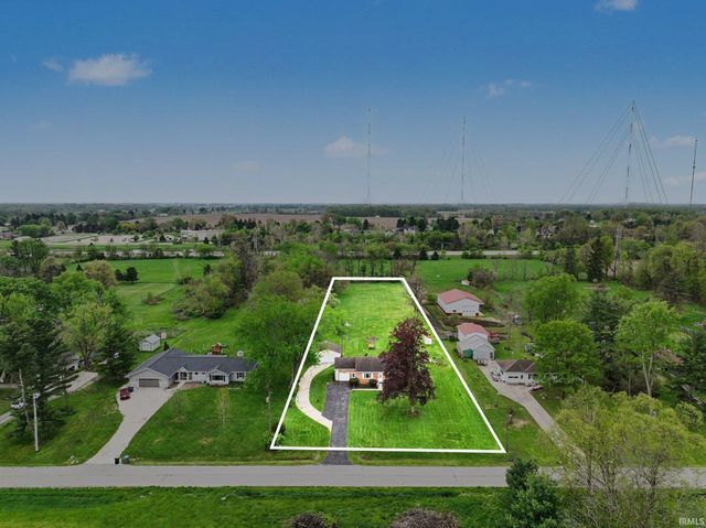 16400 Elmwood Avenue, Mishawaka, IN 46544