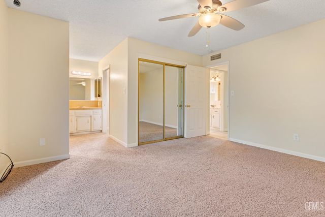 3012 Pendleton Court, Bakersfield, CA 93309