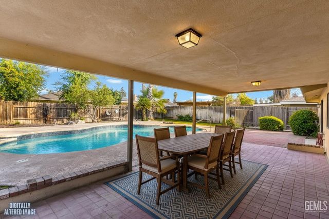 3012 Pendleton Court, Bakersfield, CA 93309