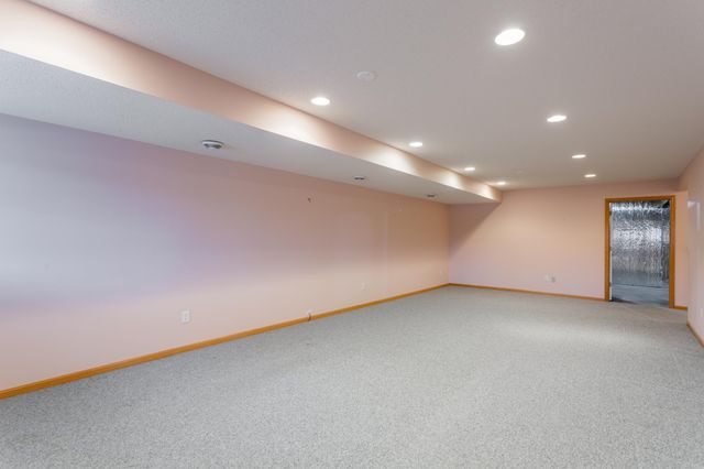 10493 181st Lane NW, Elk River, MN 55330