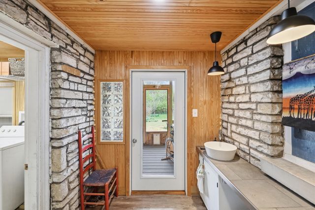 503 Lone Oak Drive, Lexington, KY 40503