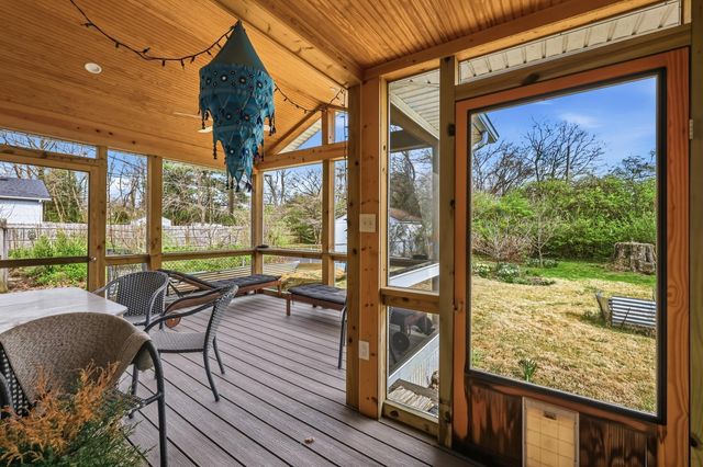 503 Lone Oak Drive, Lexington, KY 40503