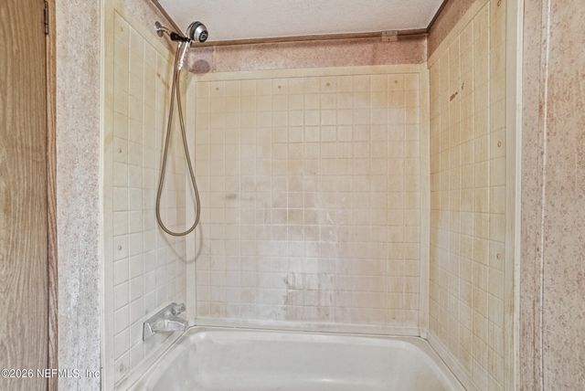 8252 BUTTERCUP Street, Jacksonville, FL 32210