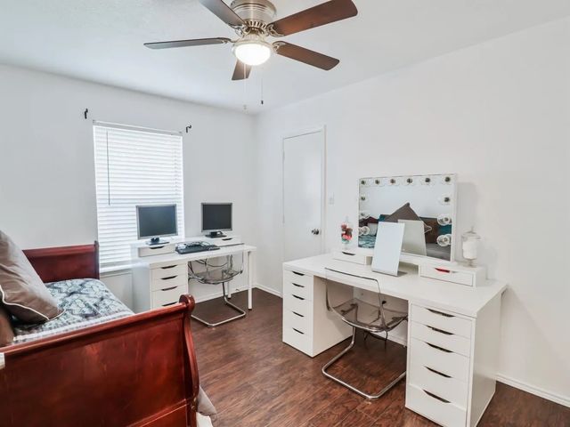 9403 Crimnson, Dallas, TX 75217