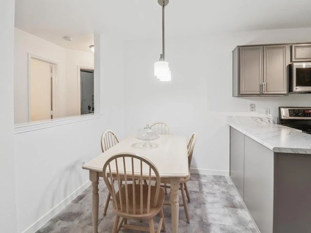 9403 Crimnson, Dallas, TX 75217