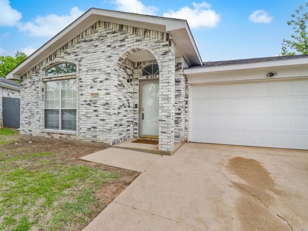 9403 Crimnson, Dallas, TX 75217