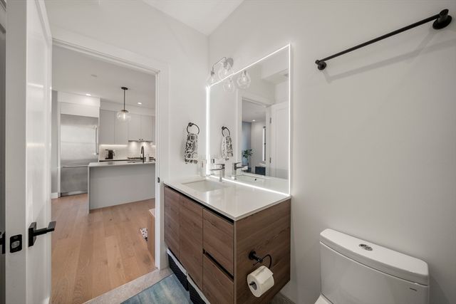 472 W Broadway 503, Boston, MA 02127