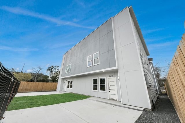 7413 N Star Street B, Houston, TX 77088