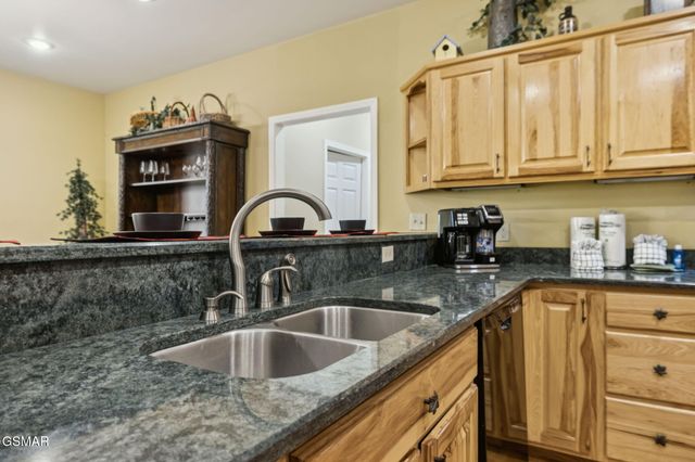 3715 Cinnamon Way, Sevierville, TN 37862