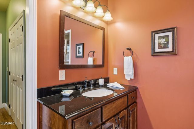 3715 Cinnamon Way, Sevierville, TN 37862