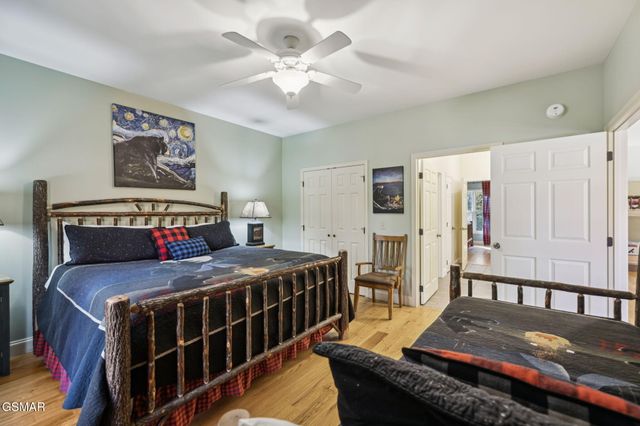 3715 Cinnamon Way, Sevierville, TN 37862