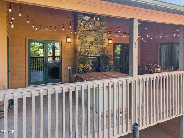 3715 Cinnamon Way, Sevierville, TN 37862