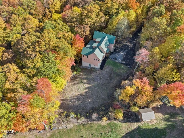 3715 Cinnamon Way, Sevierville, TN 37862