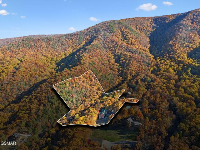 3715 Cinnamon Way, Sevierville, TN 37862