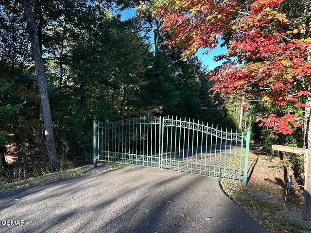 3715 Cinnamon Way, Sevierville, TN 37862