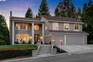 25 Mackenzie, Danville, CA 94526