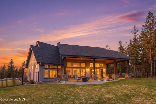 2117 E Amulet Cir, Rathdrum, ID 83858