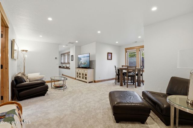 2117 E Amulet Cir, Rathdrum, ID 83858