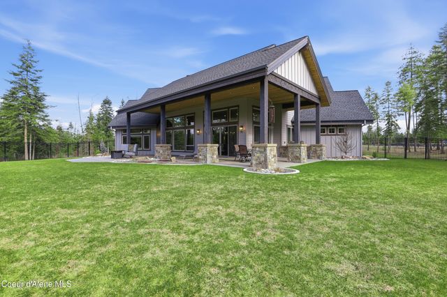 2117 E Amulet Cir, Rathdrum, ID 83858