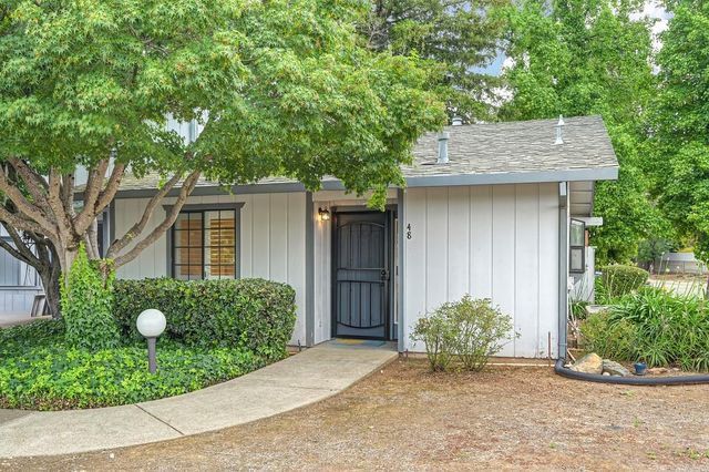 48 Westview Dr, Jackson, CA 95642