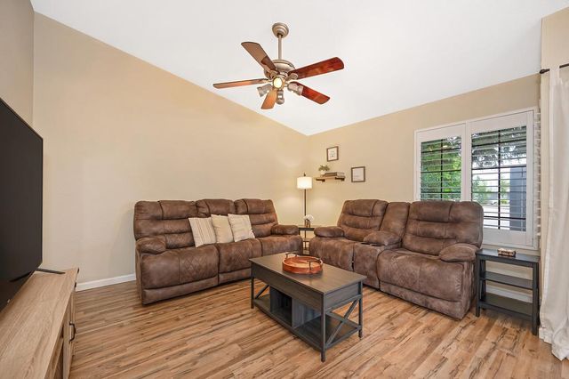 48 Westview Dr, Jackson, CA 95642