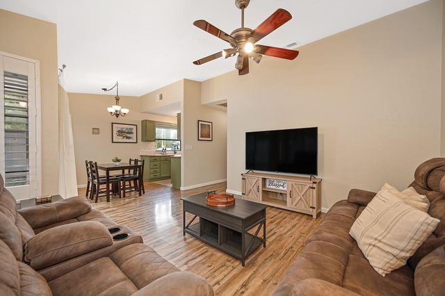 48 Westview Dr, Jackson, CA 95642
