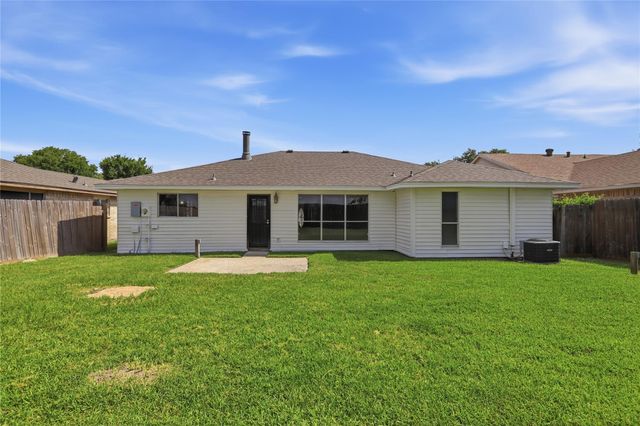 3535 Hombly Road, Houston, TX 77066