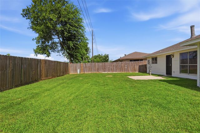 3535 Hombly Road, Houston, TX 77066