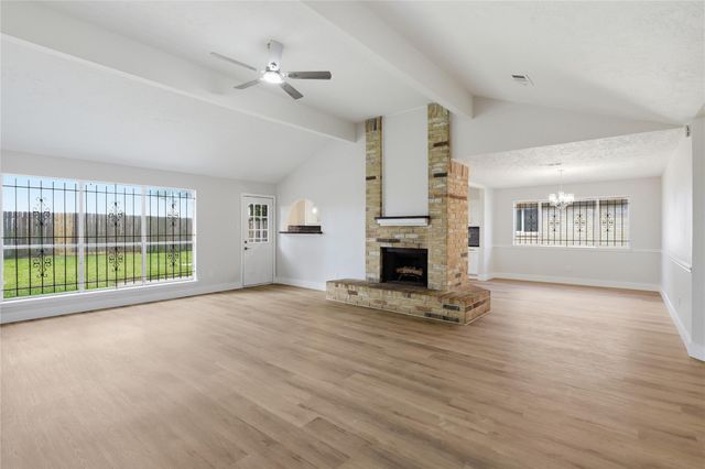 3535 Hombly Road, Houston, TX 77066