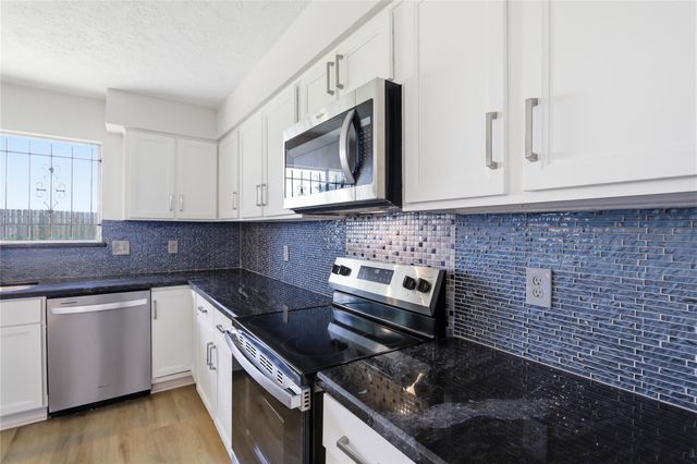 3535 Hombly Road, Houston, TX 77066