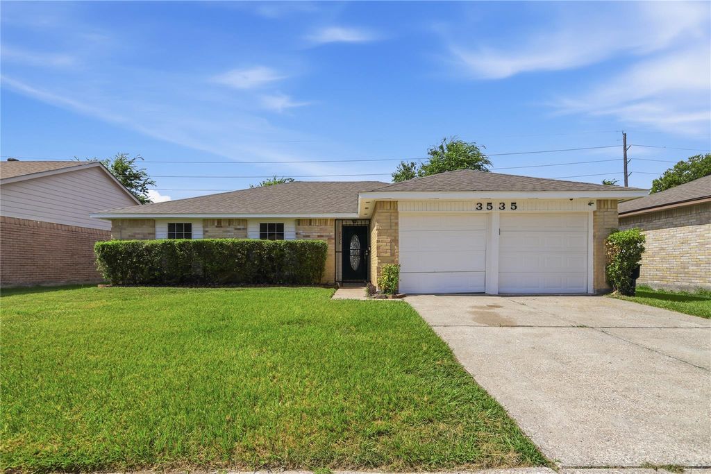 3535 Hombly Road, Houston, TX 77066
