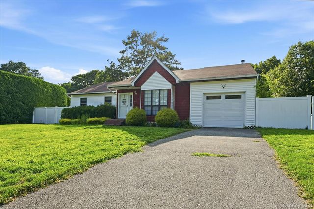 57 Marc Drive, Ridge, NY 11961