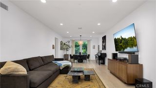 4240 Laurel Canyon Boulevard 306, Studio City, CA 91604
