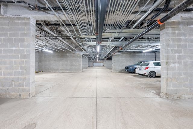 2217 W Madison Street 314, Chicago, IL 60612