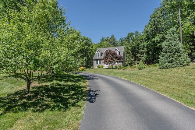 2 Gerrior Drive, Nottingham, NH 03290