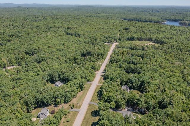 2 Gerrior Drive, Nottingham, NH 03290