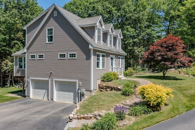 2 Gerrior Drive, Nottingham, NH 03290