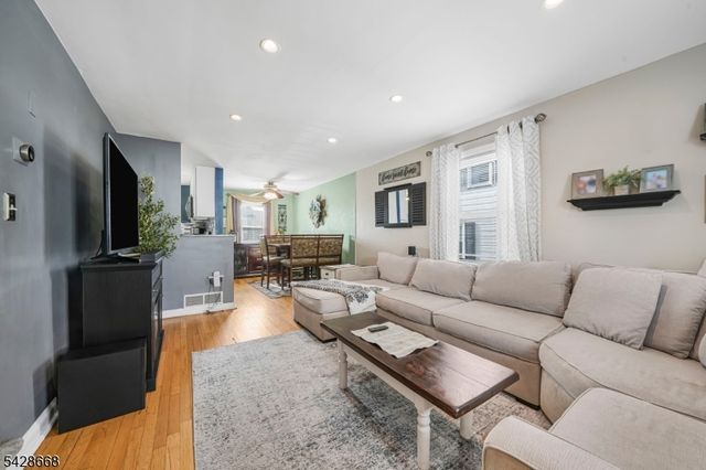 684 Colgate Ave, Perth Amboy City, NJ 08861