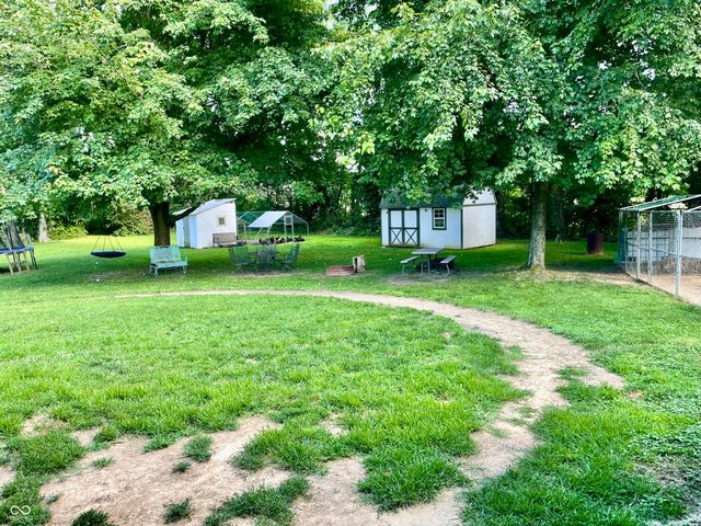 8 U Drive, Cloverdale, IN 46120