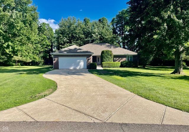 8 U Drive, Cloverdale, IN 46120