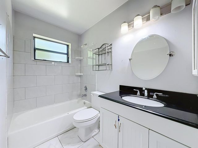 2208 Seagrape Circle, Coconut Creek, FL 33066