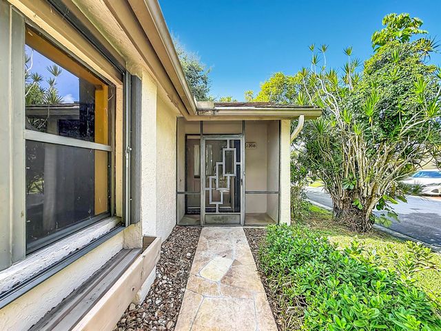 2208 Seagrape Circle, Coconut Creek, FL 33066