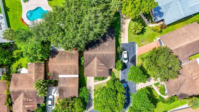 2208 Seagrape Circle, Coconut Creek, FL 33066
